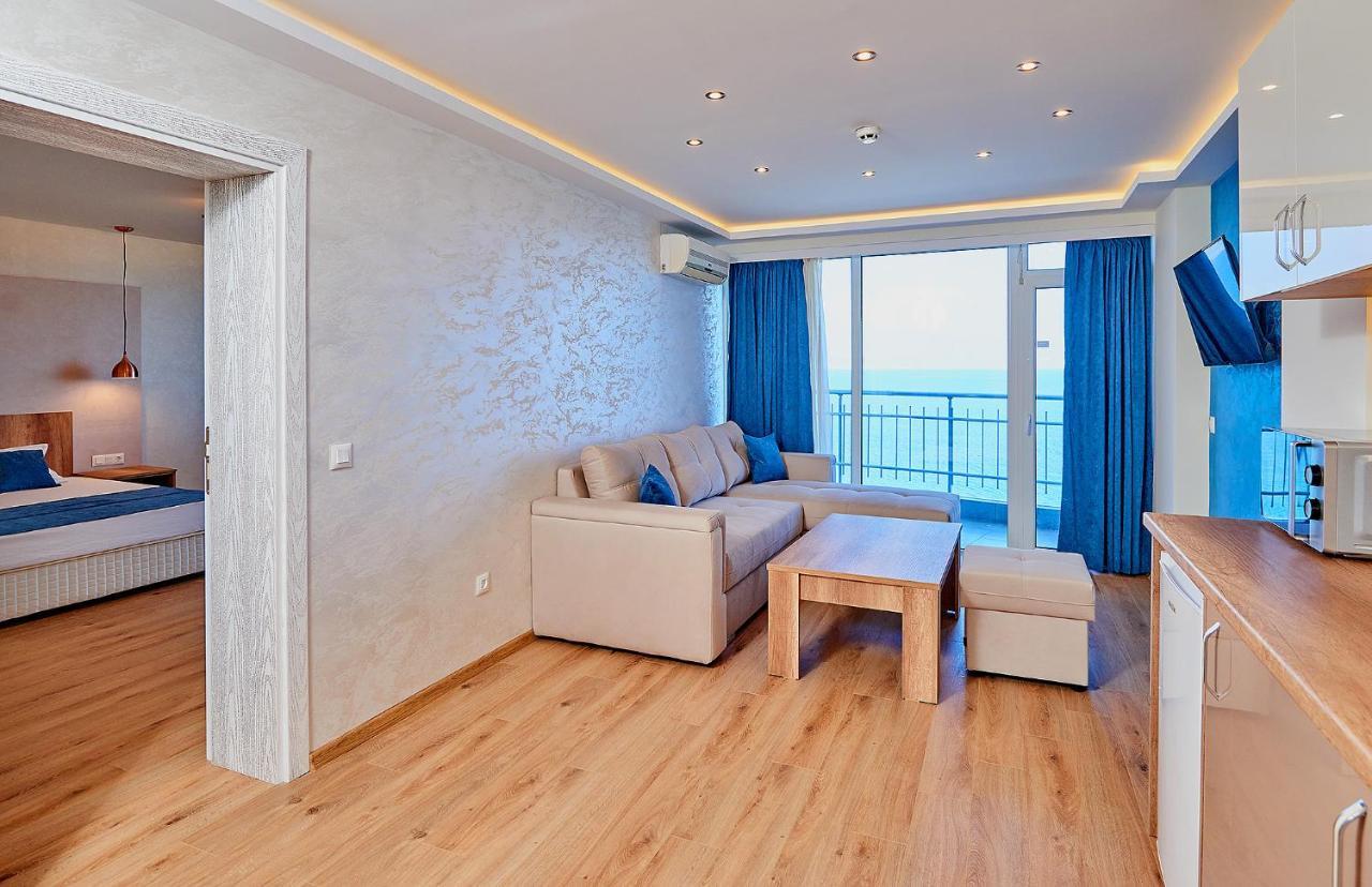 Family Hotel Regata Pomorie Exteriör bild