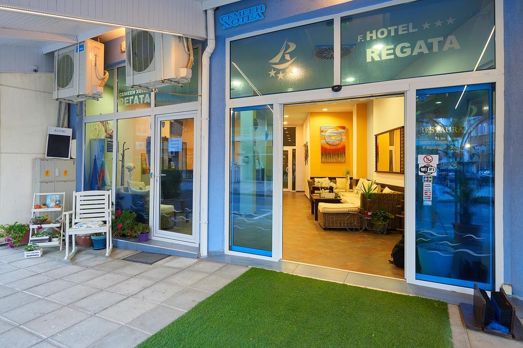 Family Hotel Regata Pomorie Exteriör bild